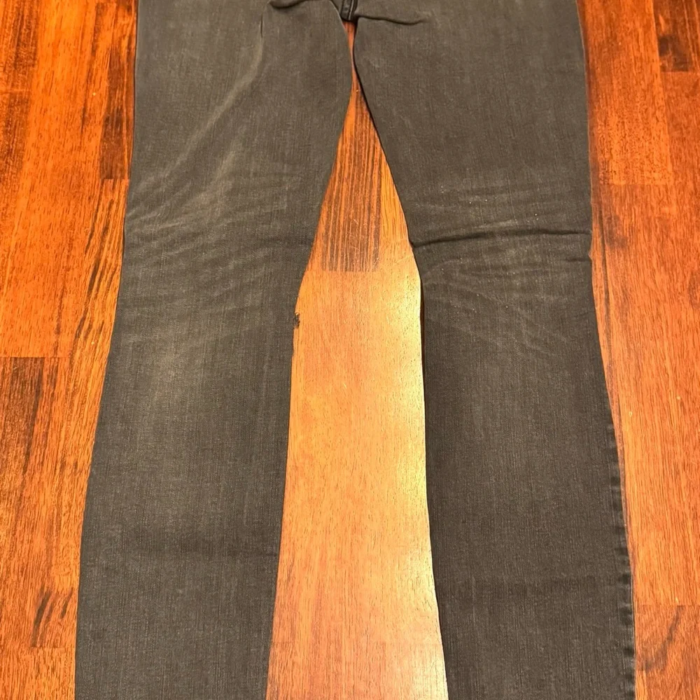 Madewell Curvy High-Rise Skinny Jeans in Black Sea - Picture 5 of 7